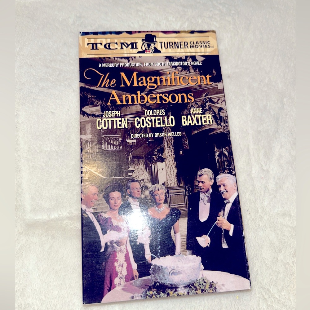 The Magnificent Ambersons VHS Video Joseph Cotten Dolores Costello Anne Baxter